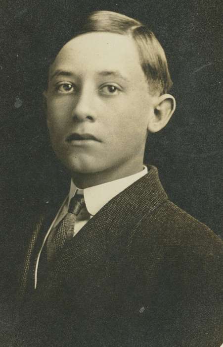 history of Iowa, Iowa History, Adam, Susan, necktie, Washington, IA, Iowa, boy, suit, Portraits - Individual