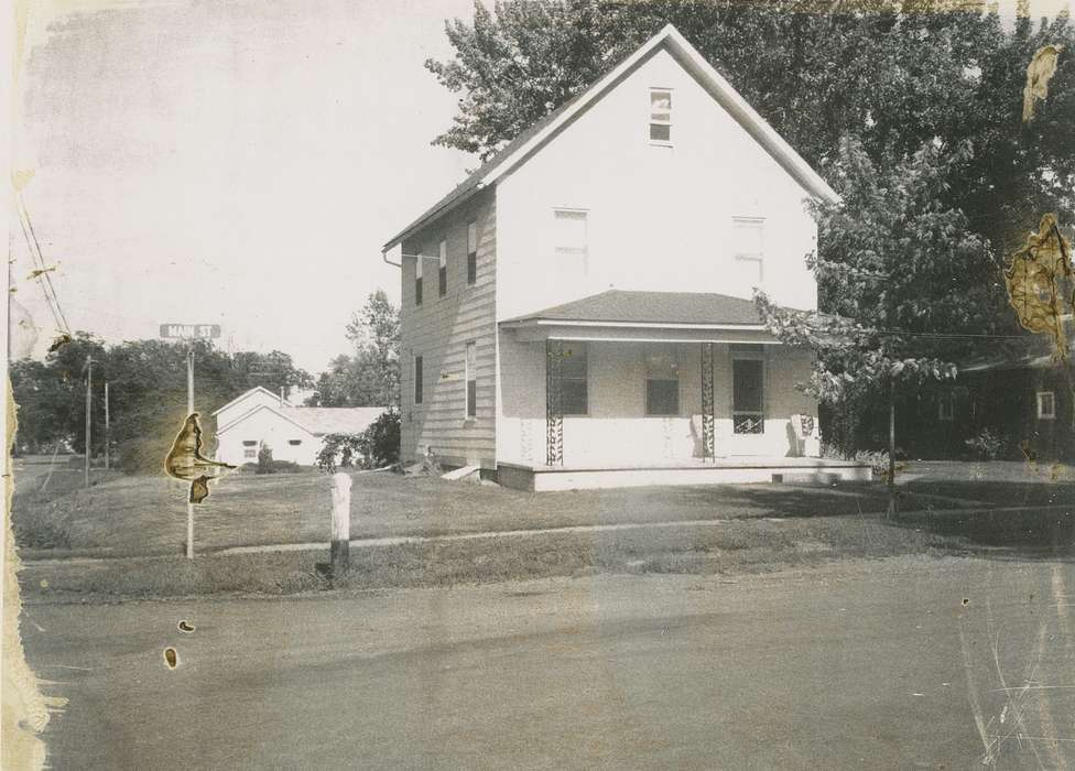 Grandview, IA, Iowa, Cities and Towns, house, history of Iowa, Iowa History, Dean, Shirley