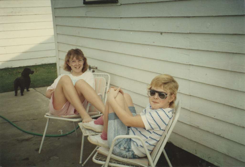 siding, Pocahontas, IA, history of Iowa, Iowa History, Clark, Paula, Iowa, Outdoor Recreation, lawn chairs, Children, dog