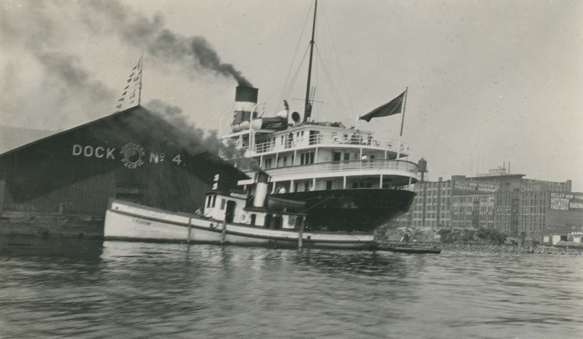 Travel, harbor, history of Iowa, Iowa History, Motorized Vehicles, Lakes, Rivers, and Streams, Duluth, MN, water, Iowa, dock, boat, McMurray, Doug