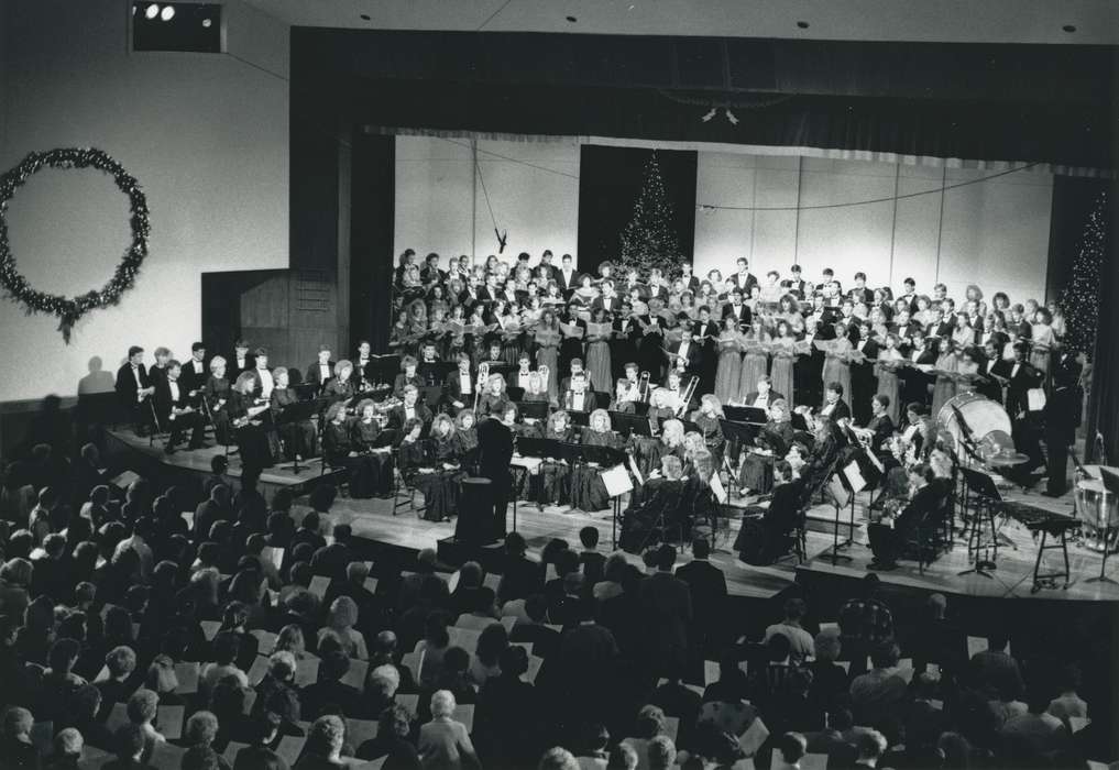 christmas, Iowa History, Iowa, Schools and Education, Waverly Public Library, band, live music, concert, Waverly, IA, Entertainment, history of Iowa, instrument, instruments, Holidays