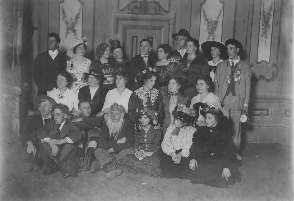 Boone, IA, history of Iowa, theater, costume, Boehm, Pam, Iowa, play, Iowa History, Portraits - Group