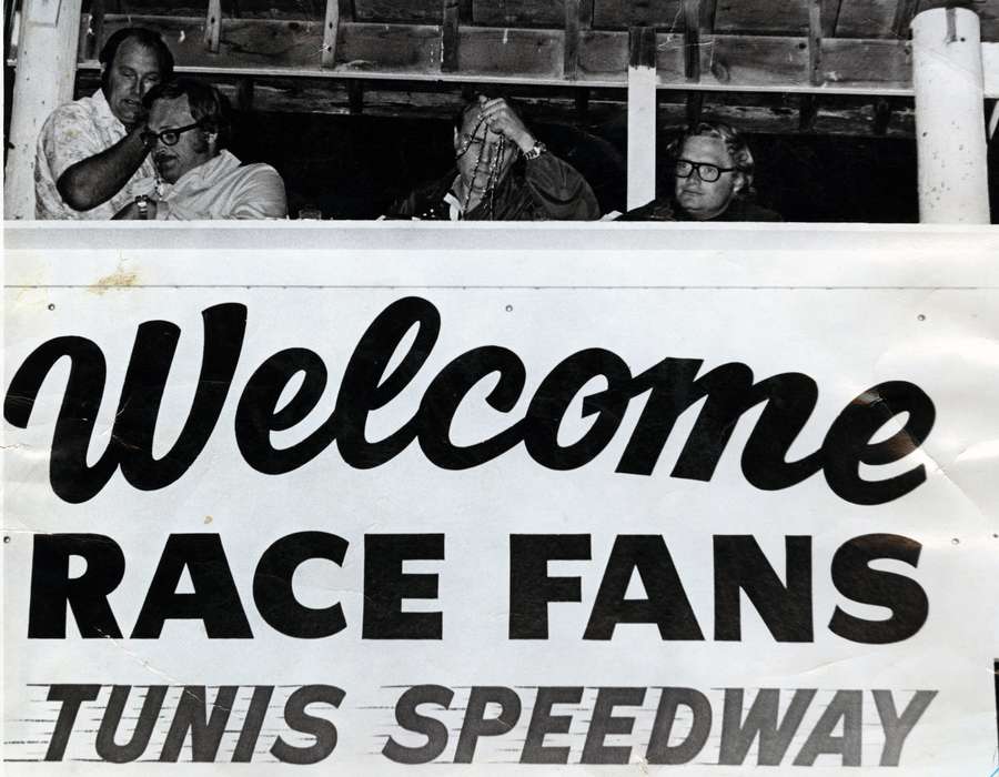 tunis speedway, history of Iowa, Iowa History, Entertainment, Motorized Vehicles, Volgarino, Jim, racetrack, Iowa, Waterloo, IA