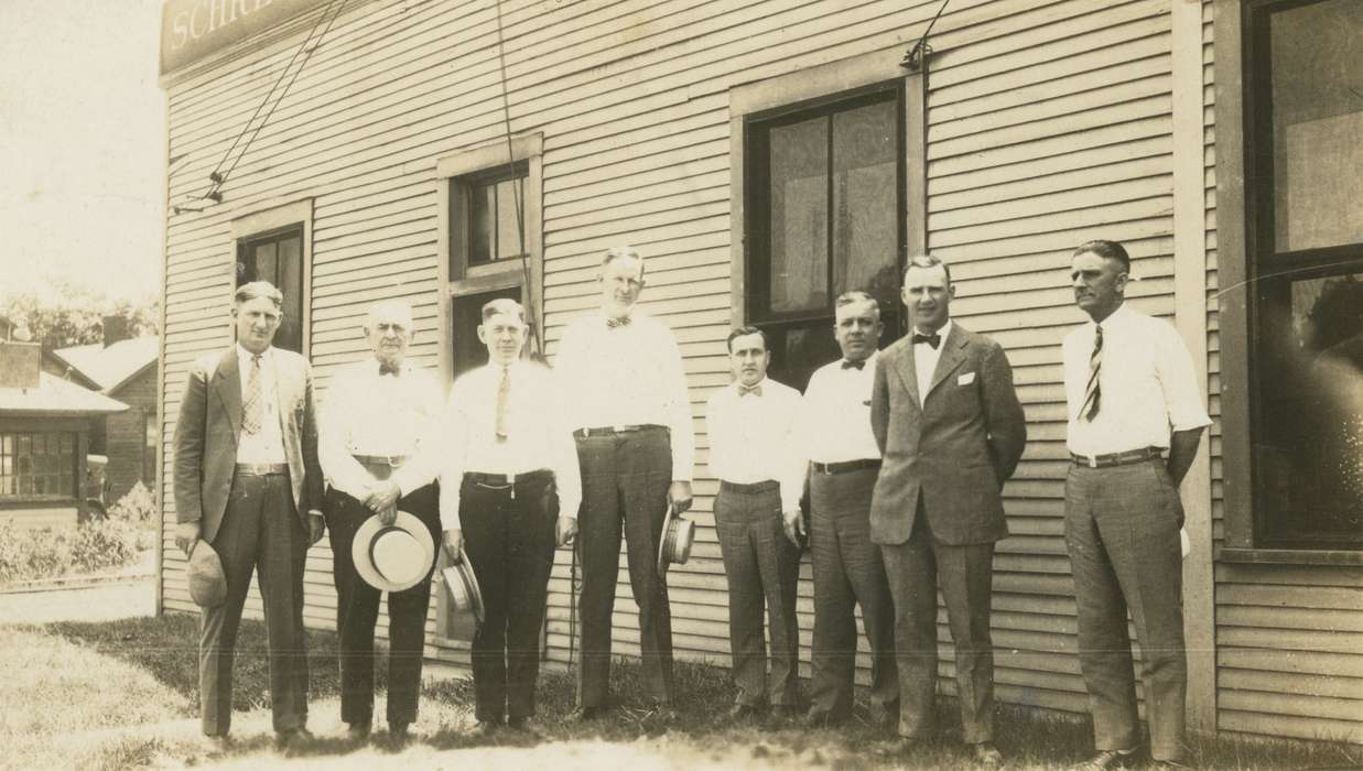 Portraits - Group, Travel, men, history of Iowa, Iowa History, suits, Businesses and Factories, Mountain, Carole, tie, cap, boaters hat, hat, necktie, Iowa, belt, St. Joseph, MO, bowtie