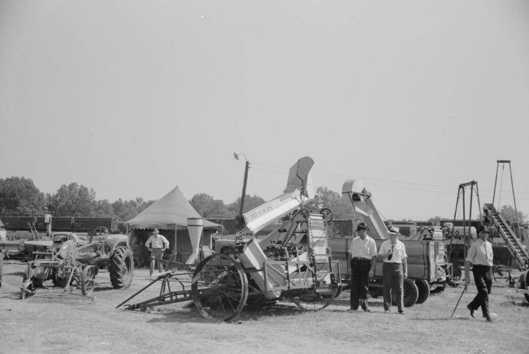 tractor, cane, truck, conveyor, tent, history of Iowa, Library of Congress, Iowa, Farming Equipment, Fairs and Festivals, hat, Iowa History