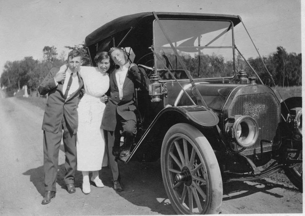 Portraits - Group, Iowa, ford, Boehm, Pam, car, history of Iowa, Boone, IA, necktie, Motorized Vehicles, friends, Iowa History