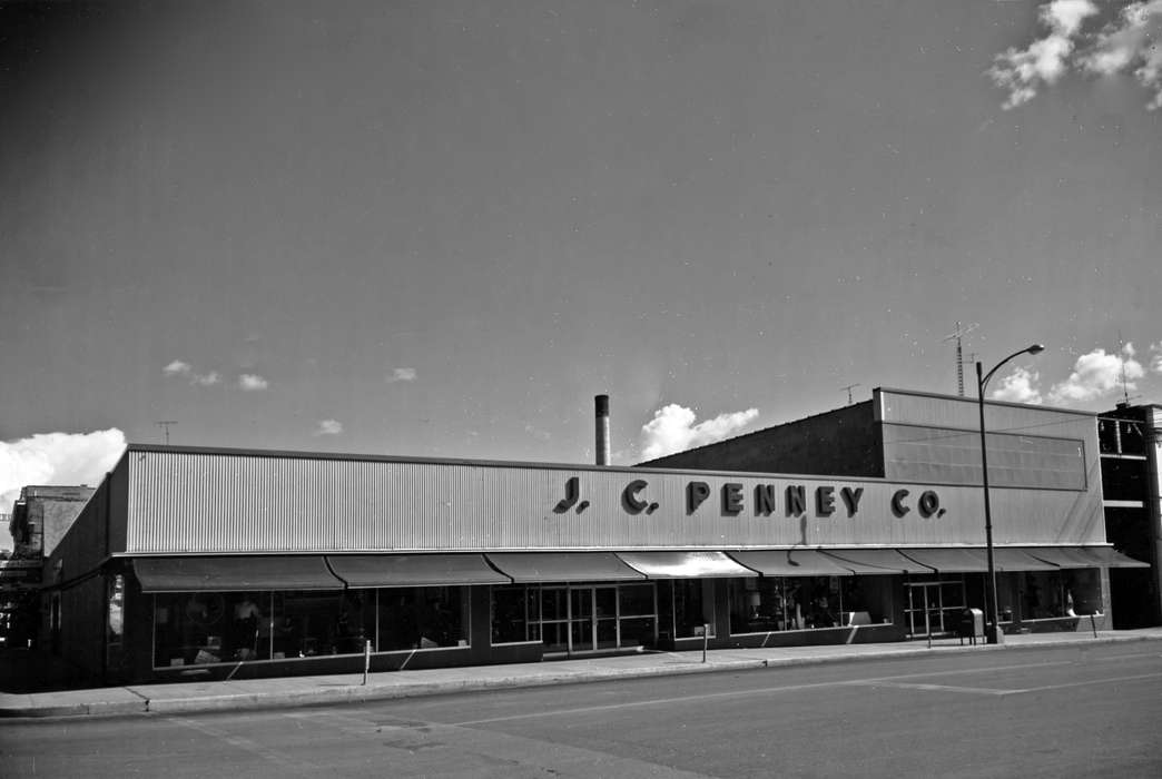 store front, department store, Ottumwa, IA, history of Iowa, Lemberger, LeAnn, Iowa, Cities and Towns, jc penney, Businesses and Factories, store, Iowa History