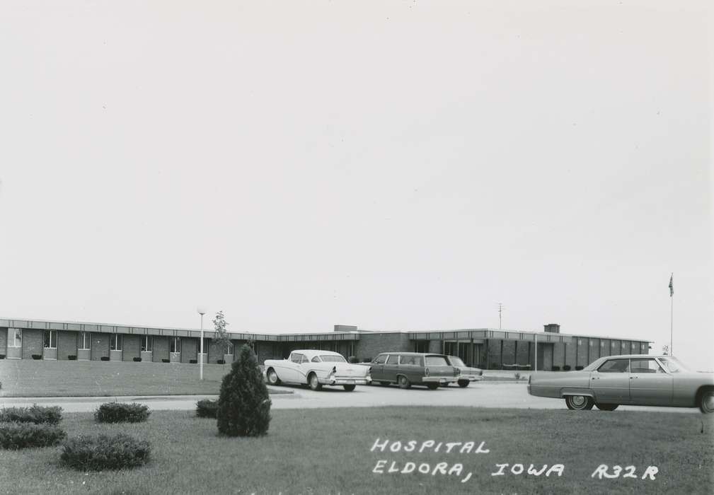 car, Cities and Towns, Eldora, IA, Iowa, Motorized Vehicles, Iowa History, Palczewski, Catherine, Hospitals, history of Iowa