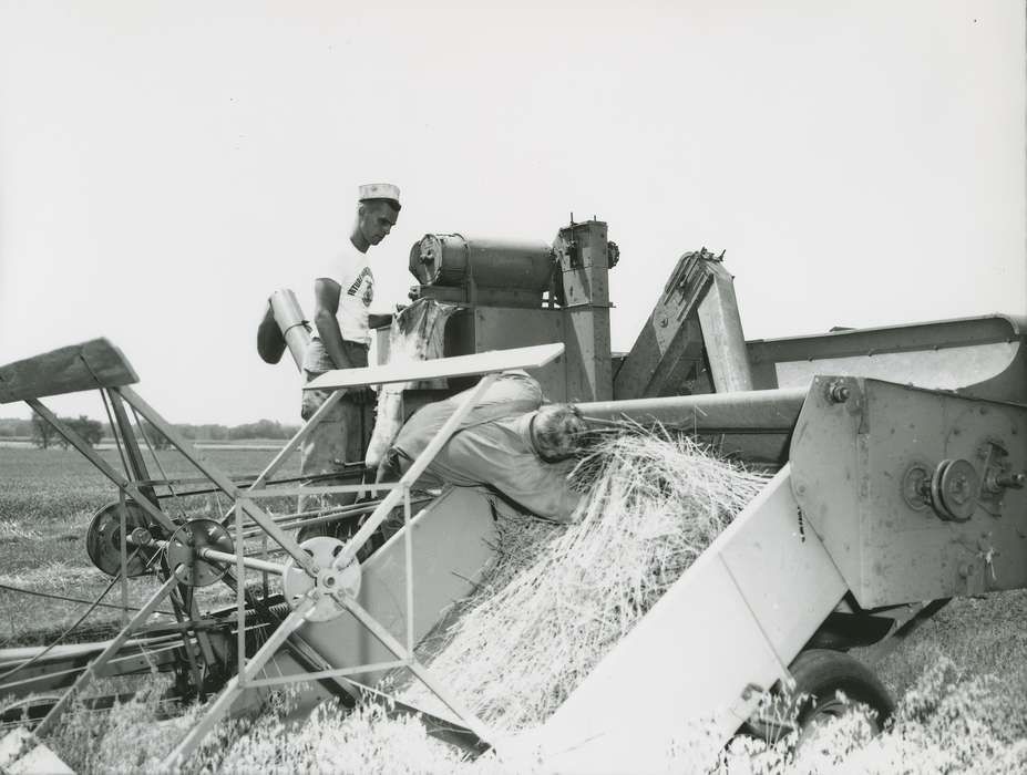 history of Iowa, harvesting, Waverly Public Library, farm equipment, Iowa, Motorized Vehicles, Farming Equipment, farmers, Iowa History, Labor and Occupations