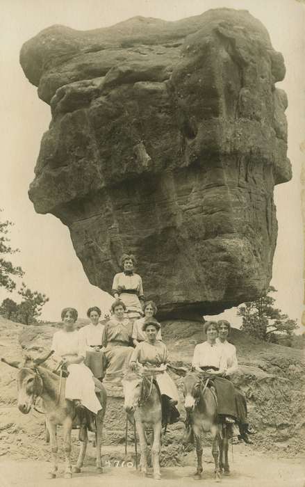 Portraits - Group, Travel, history of Iowa, boulder, Iowa History, Animals, donkey, rock, Iowa, LeQuatte, Sue, USA, Leisure