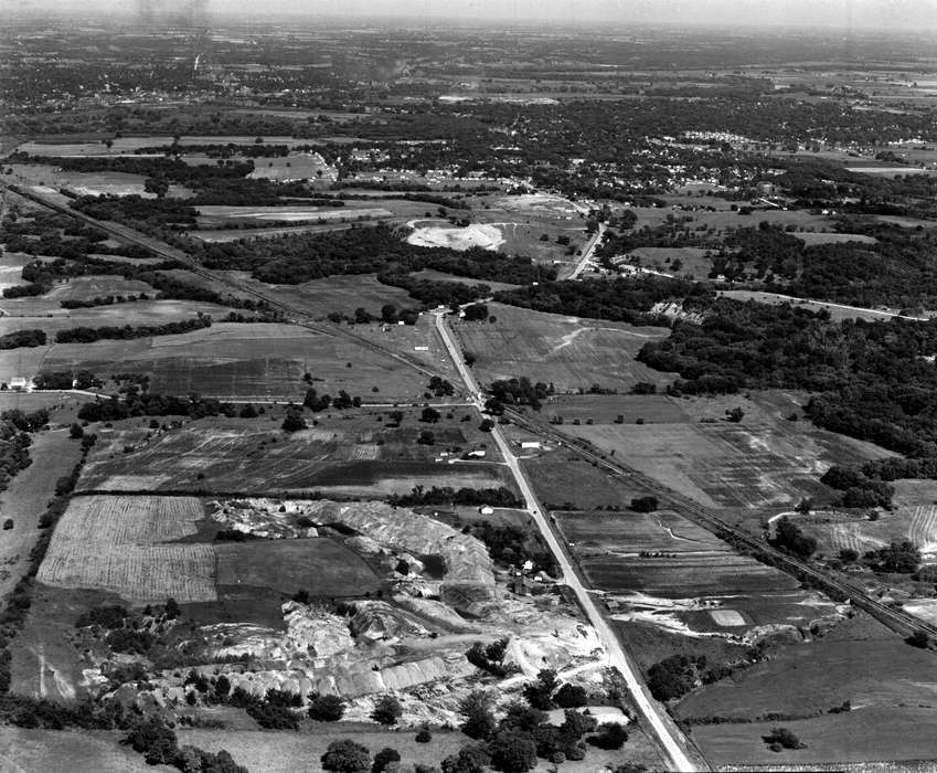 history of Iowa, Iowa History, Ottumwa, IA, Motorized Vehicles, Businesses and Factories, Aerial Shots, Iowa, Lemberger, LeAnn