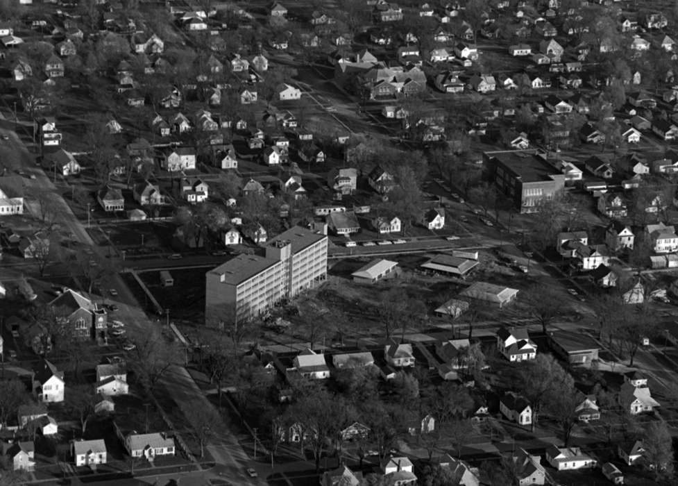 Ottumwa, IA, Aerial Shots, history of Iowa, Lemberger, LeAnn, Iowa, Cities and Towns, neighborhood, house, building, Iowa History