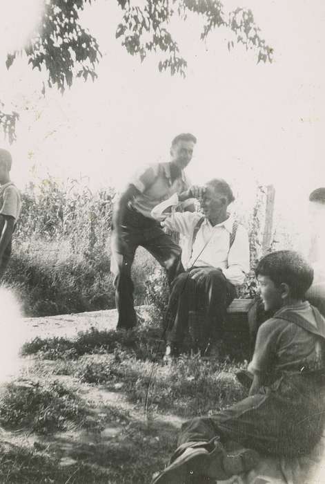 Portraits - Group, Leisure, Campopiano Von Klimo, Melinda, history of Iowa, Iowa History, corn, Iowa, Children, overalls, montenegrin, Des Moines, IA