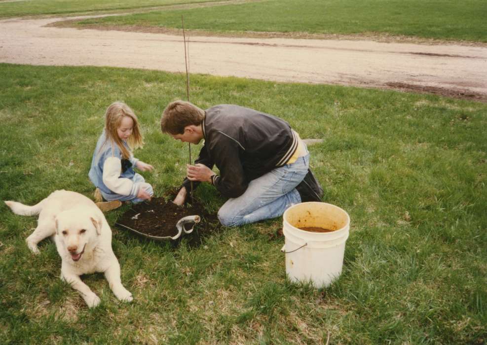 history of Iowa, Iowa History, Families, Paullina, IA, Rehder, Kylon, Animals, labrador, Iowa, Children, dog