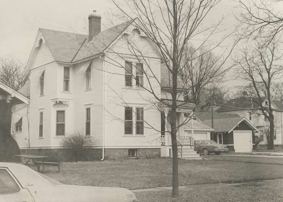 history of Iowa, Iowa History, picnic table, Motorized Vehicles, Waverly, IA, Iowa, Homes, Waverly Public Library