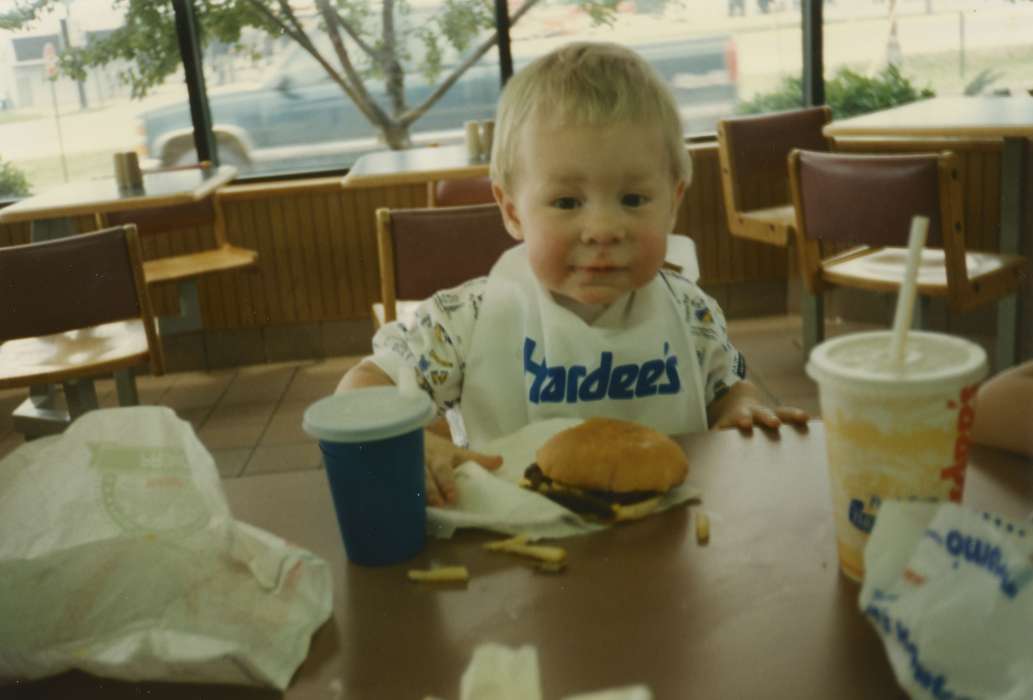 Portraits - Individual, Iowa History, Iowa, USA, Rehder, Kylon, history of Iowa, restaurant, hardee's, hamburger, Children, Food and Meals