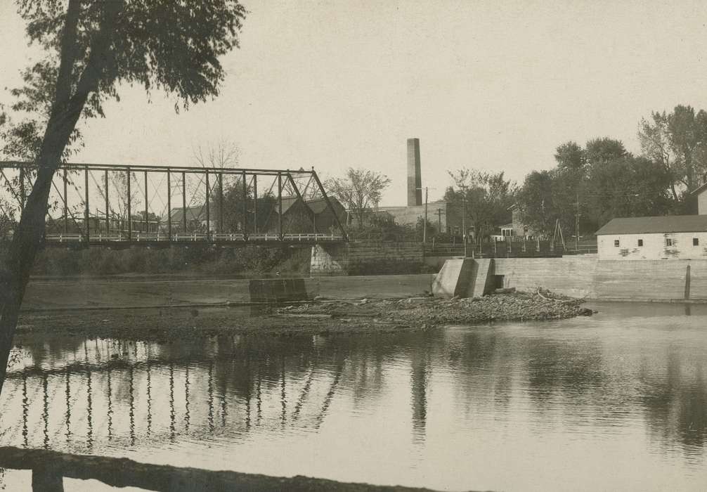 bridge, Iowa History, Lakes, Rivers, and Streams, Iowa, Anamosa, IA, dam, state park, Hatcher, Cecilia, history of Iowa