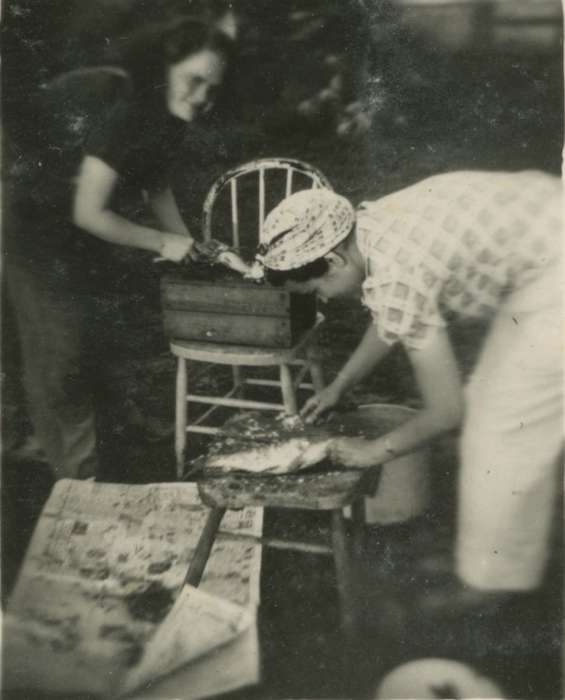fish, Iowa History, cleaning fish, Iowa, history of Iowa, Food and Meals, Waterloo, IA, Little, Jeanne Weigel