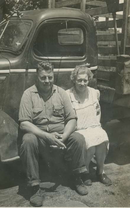 Portraits - Group, Iowa History, Iowa, Motorized Vehicles, Schlichtmann, Linda, truck, Cedar Falls, IA, history of Iowa