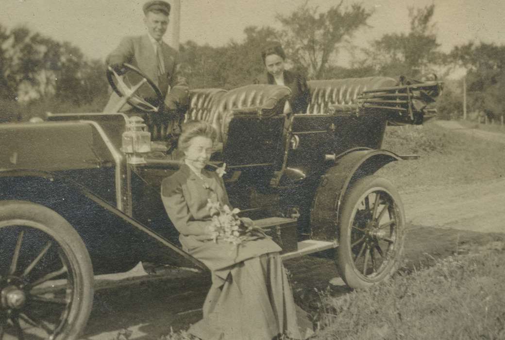 Portraits - Group, Iowa, flowers, McMurray, Doug, model t, Kellogg, IA, history of Iowa, Motorized Vehicles, Iowa History