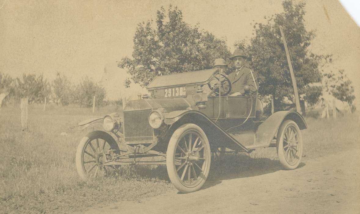 history of Iowa, hat, Portraits - Group, post card, Waverly Public Library, postcard, car, Motorized Vehicles, passenger, correct date needed, Iowa, Bremer County, IA, Iowa History, driver, tree