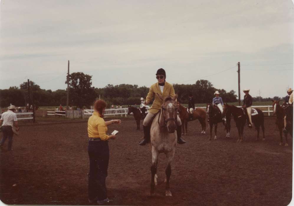 Leisure, horseback riding, history of Iowa, Iowa History, Animals, Fairs and Festivals, Iowa, Outdoor Recreation, Olsson, Ann and Jons, Waterloo, IA, horses, horse show