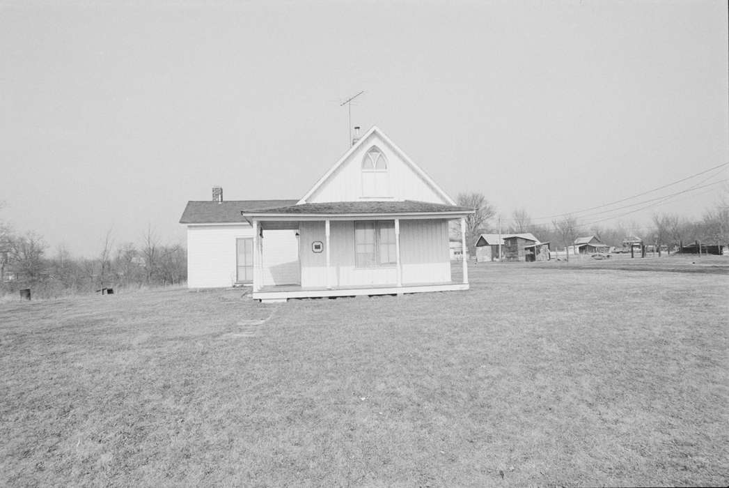 telephone pole, Homes, american gothic, Iowa History, history of Iowa, Lemberger, LeAnn, Eldon, IA, tv antenna, Iowa, Landscapes, porch, Farms, landmark