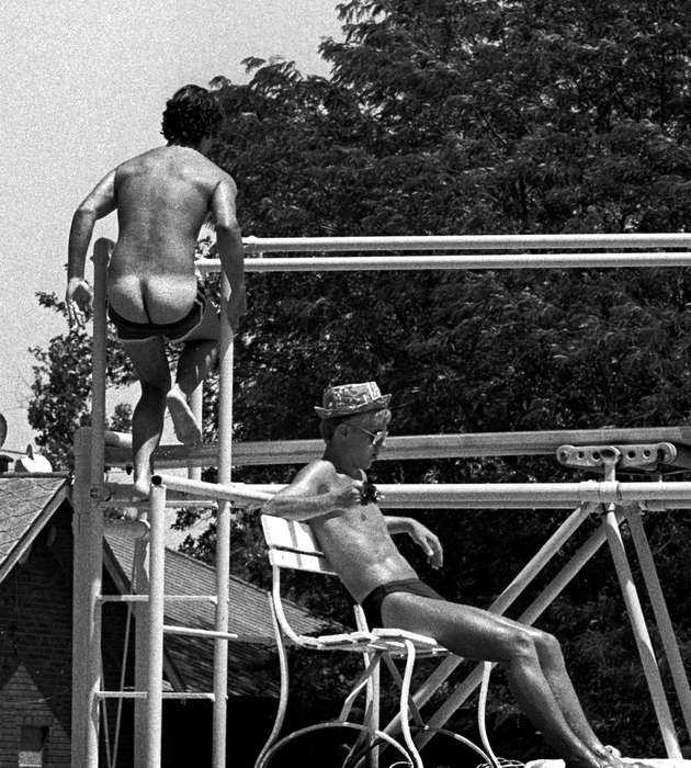 ladder, tanning, hat, sunglasses, Children, butt, bench, Iowa, Iowa History, full moon, Lemberger, LeAnn, Ottumwa, IA, Leisure, history of Iowa