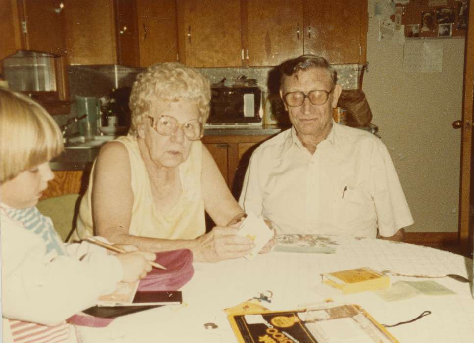 Portraits - Group, Iowa, kitchen, East, Lindsey, Iowa History, Families, Children, Homes, Reinbeck, IA, history of Iowa, cabinet, glasses