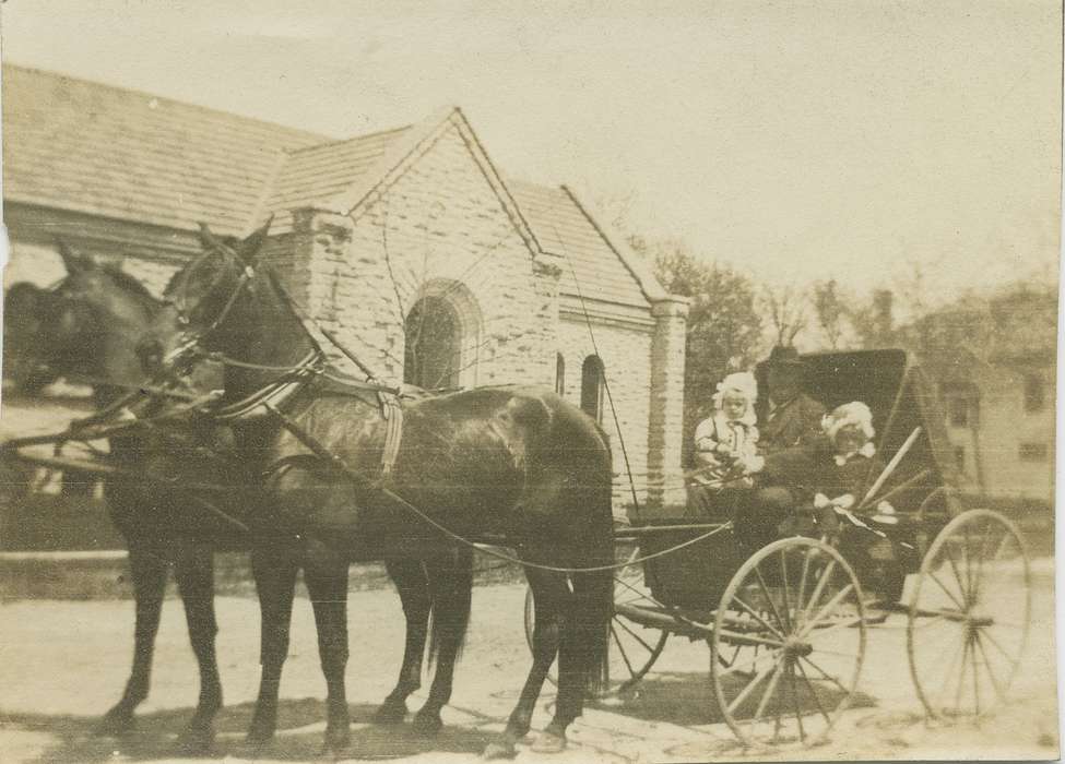 Portraits - Group, Iowa, Animals, horse, carriage, Cities and Towns, Anamosa, IA, Hatcher, Cecilia, history of Iowa, library, Iowa History