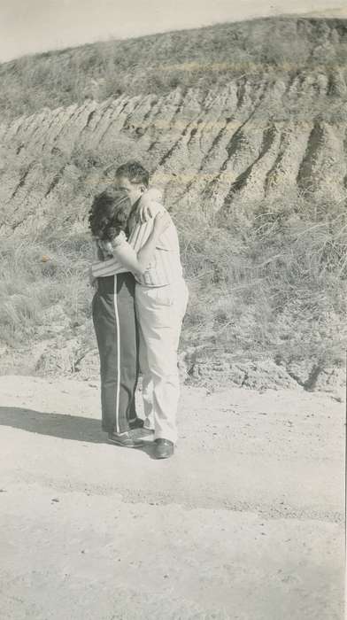 Travel, Campopiano Von Klimo, Melinda, history of Iowa, Iowa History, IA, hugging, Iowa, hill, kiss