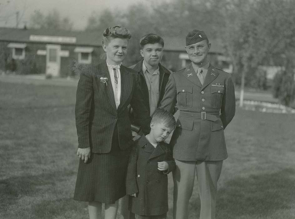 Portraits - Group, Iowa History, Iowa, Families, McMurray, Doug, Military and Veterans, Webster City, IA, Children, history of Iowa