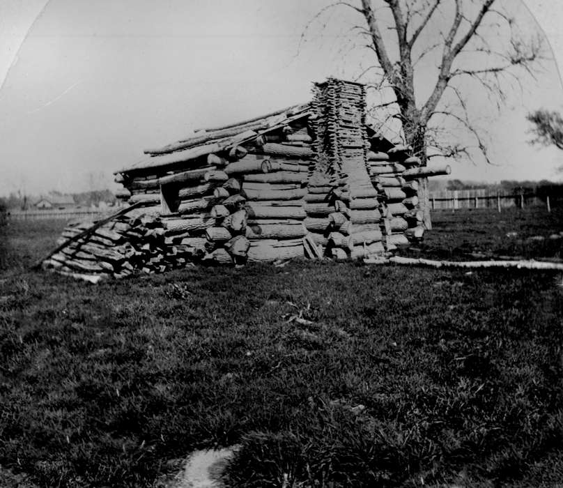 Wapello County, IA, cabin, Iowa History, log cabin, history of Iowa, Iowa, Lemberger, LeAnn, Homes, chimney, wood