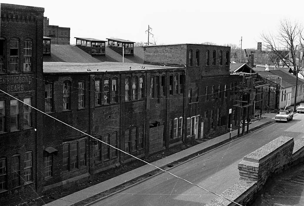 Lemberger, LeAnn, Cities and Towns, ironworks, Iowa History, Iowa, history of Iowa, Businesses and Factories, Ottumwa, IA