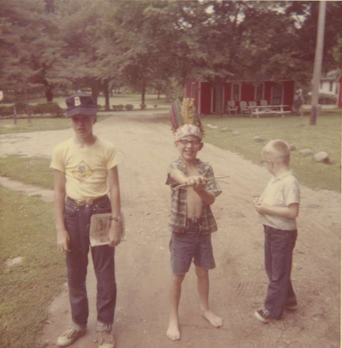 Outdoor Recreation, outdoors, IA, Iowa, brothers, Henderson, Dan, Children, camp, history of Iowa, Iowa History