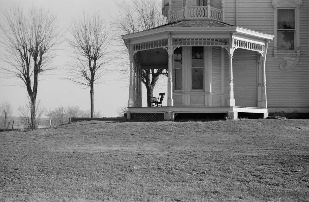 Library of Congress, history of Iowa, house, chair, Homes, victorian, Iowa, Iowa History, porch, Cities and Towns, balcony