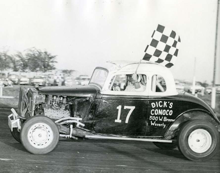 tunis speedway, racecar, history of Iowa, Iowa History, Entertainment, racecar driver, Motorized Vehicles, Volgarino, Jim, car, speedway, Iowa, Waterloo, IA