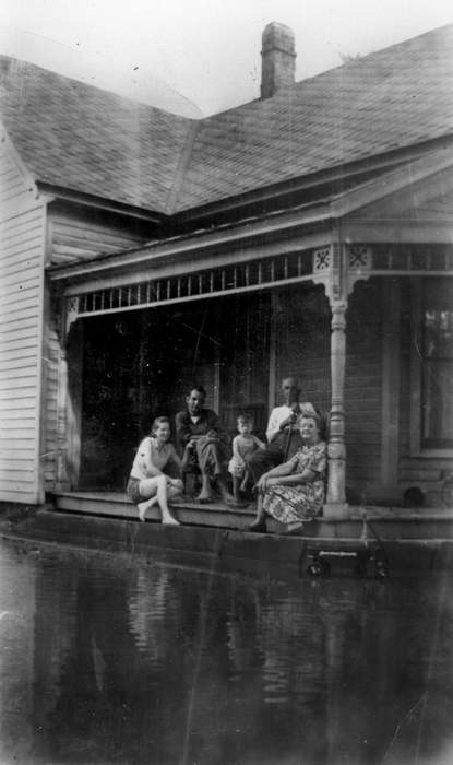 Floods, history of Iowa, Iowa History, Ottumwa, IA, Families, Iowa, Lemberger, LeAnn, Homes