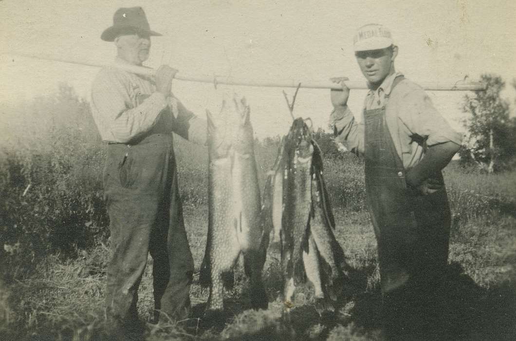 Portraits - Group, history of Iowa, Iowa History, IA, Iowa, Animals, Fredericks, Robert