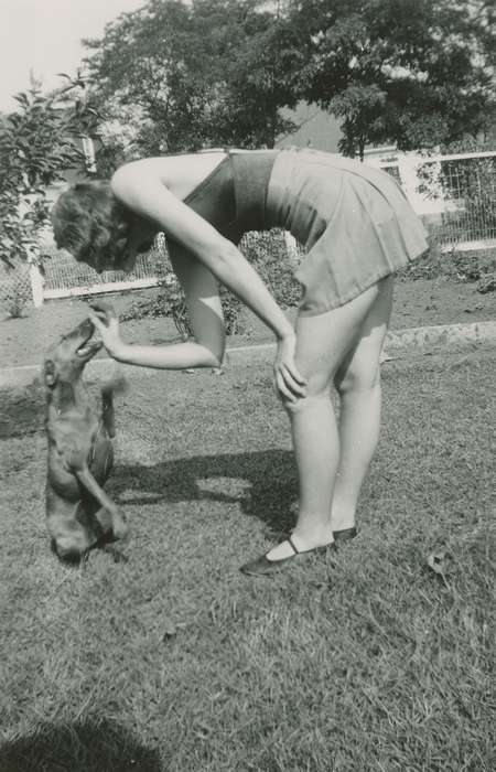 Iowa History, Leisure, Iowa, history of Iowa, shorts, backyard, dog training, Animals, Homes, curly hair, dog, USA, Wilson, Dorothy