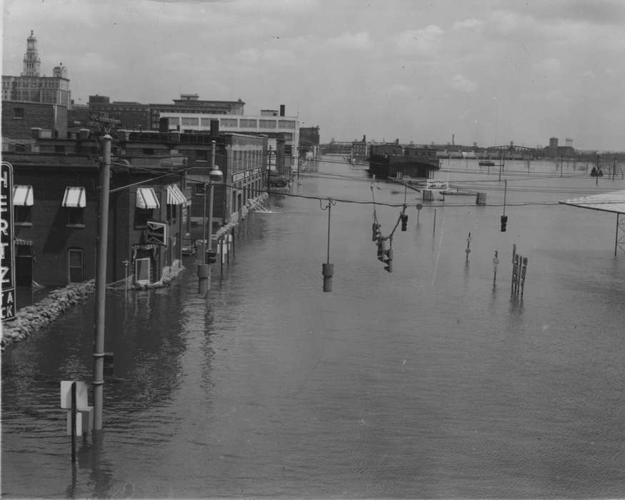 Main Streets & Town Squares, Floods, history of Iowa, Buffalo, IA, Iowa History, traffic light, Iowa, Cities and Towns, Swanson, Chris, awning