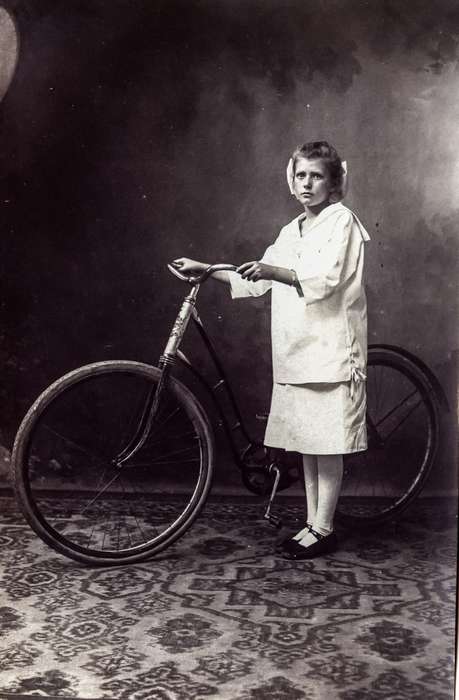 Iowa, bike, Children, Portraits - Individual, bicycle, Anamosa, IA, Anamosa Library & Learning Center, history of Iowa, Iowa History