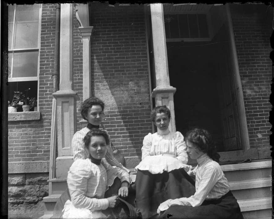 Portraits - Group, Iowa, Anamosa Library & Learning Center, history of Iowa, Schools and Education, Iowa History, Jones County, IA