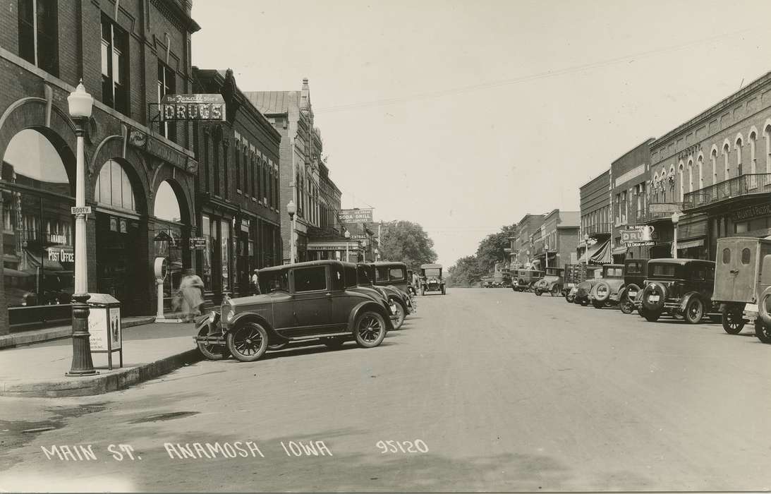 Main Streets & Town Squares, main street, history of Iowa, Iowa History, automobile, Motorized Vehicles, Iowa, Cities and Towns, Anamosa, IA, Hatcher, Cecilia