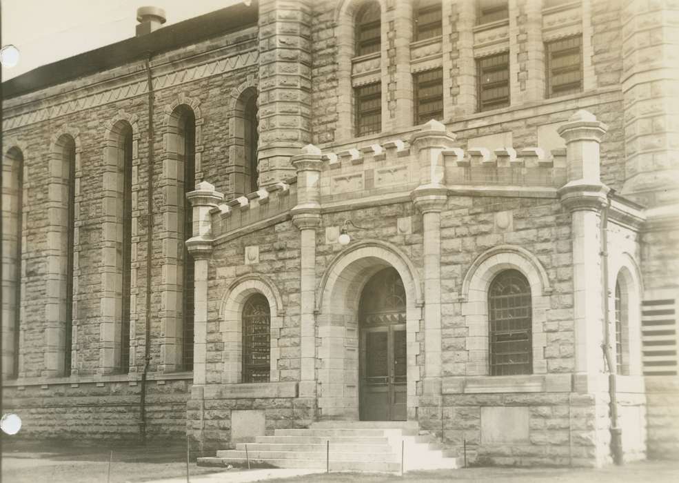 history of Iowa, Iowa History, anamosa state penitentiary, Prisons and Criminal Justice, Anamosa State Penitentiary Museum, limestone, Iowa, Anamosa, IA