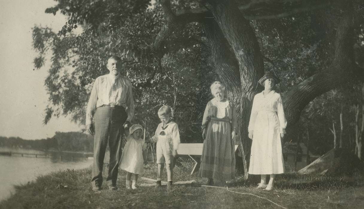 Portraits - Group, Iowa History, Iowa, Clear Lake, IA, Families, siblings, McMurray, Doug, Children, history of Iowa