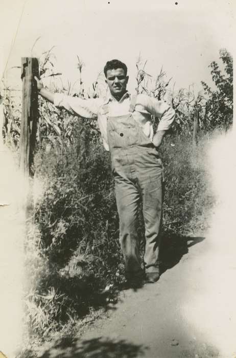 Campopiano Von Klimo, Melinda, history of Iowa, Portraits - Individual, Iowa History, corn, Iowa, Farms, overalls, Des Moines, IA
