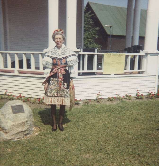 Portraits - Individual, costume, rock, Iowa History, Iowa, Cedar Rapids, IA, czech, Taube, Jane Pesek, history of Iowa