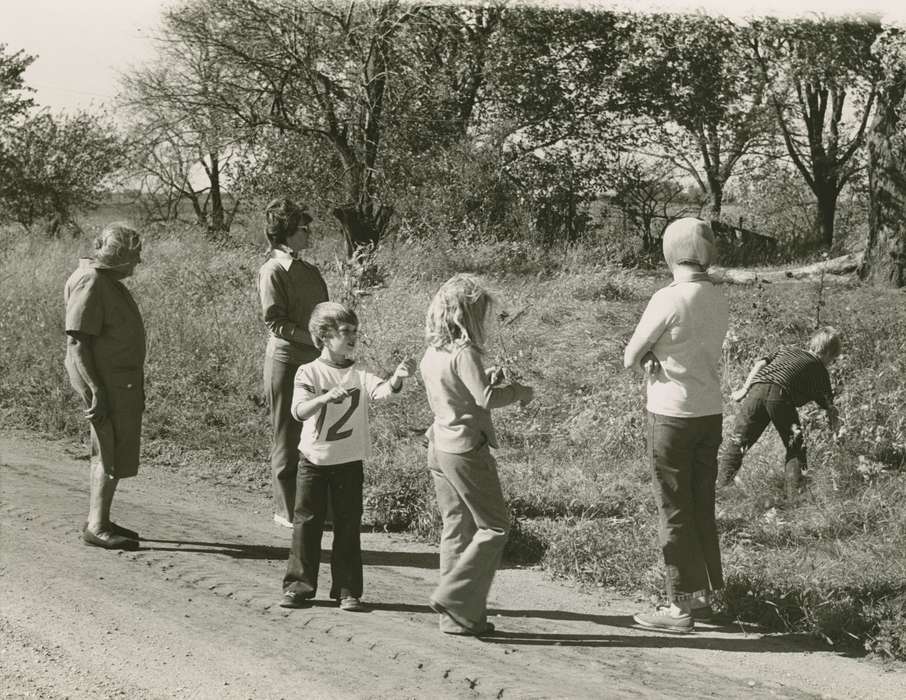 history of Iowa, flowers, Iowa History, Minburn, IA, road, Hawbaker, Nadine, Iowa, Children, Leisure