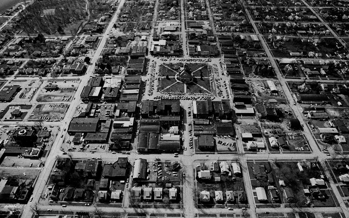 town square, Aerial Shots, history of Iowa, Lemberger, LeAnn, Centerville, IA, Main Streets & Town Squares, Iowa, Cities and Towns, neighborhood, parking lot, Businesses and Factories, park, Iowa History